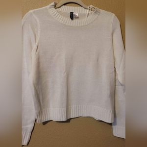 Women's xs H&M cream knitted sweater